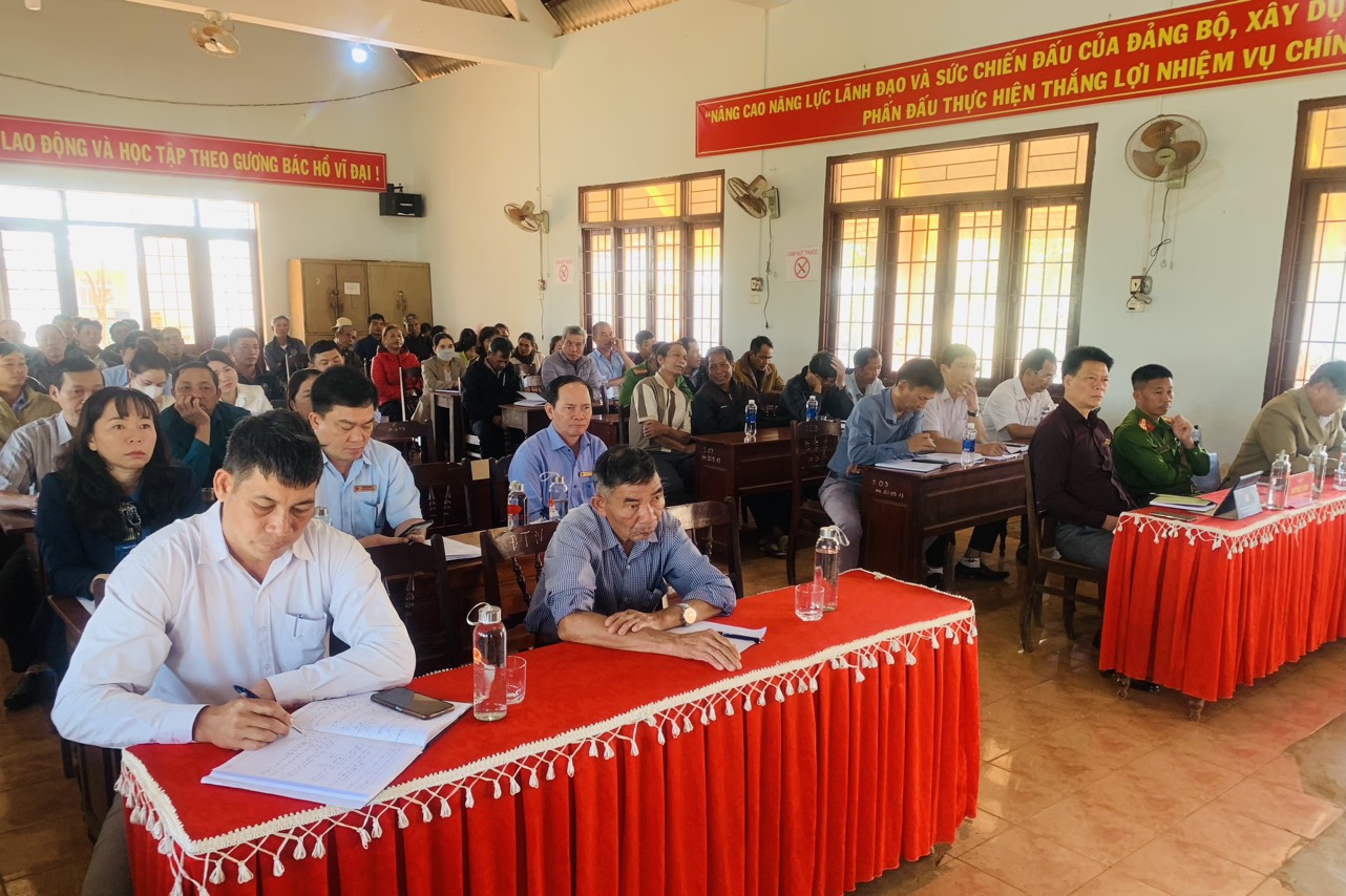 Hội nghị tiếp xúc cử tri sau kỳ họp thứ 7 HĐND huyện khóa X, nhiệm kỳ 2021 – 2026 tại xã Ea Sol